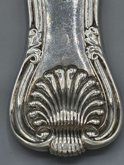 LONDRES 1832 (Angleterre). 
Louche en argent,...