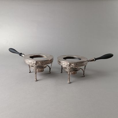 Paire de réchauds ou chauffe-plats en argent...