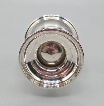 TIFFANY & Co 
Saupoudroir en argent.
Mention...