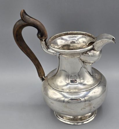 VIENNE (Autriche), 1846
Verseuse en argent...