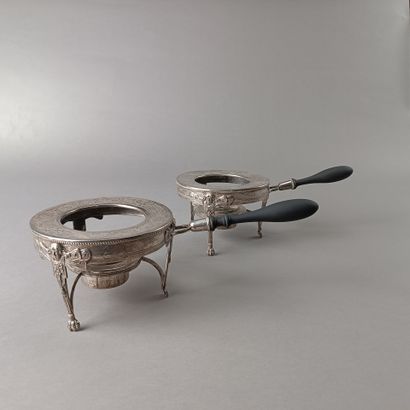 Paire de réchauds ou chauffe-plats en argent...