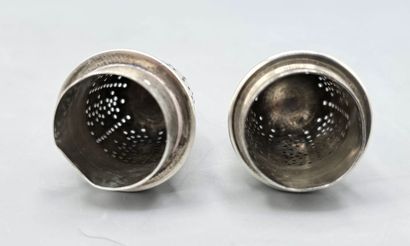 TIFFANY & CO
Paire de salières en argent.
Mention...