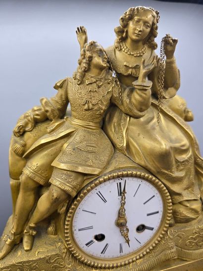 Pendule ou horloge romantique en bronze doré...