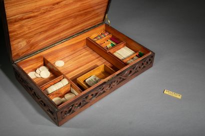 Important coffret en palissandre (?) formant...