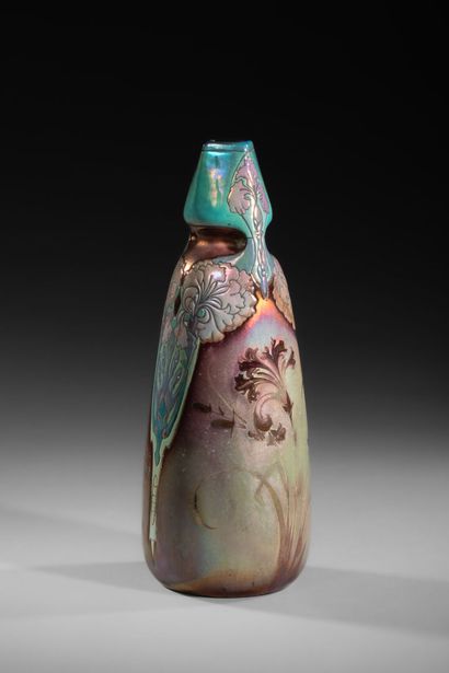 MONTIÈRES - AMIENS
Vase fuselé en céramique...