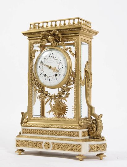 Importante pendule ou horloge cage en bronze...
