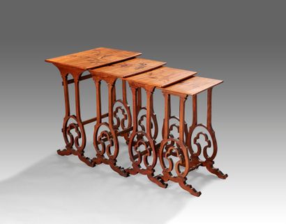 Émile GALLÉ (1846-1904)
Suite de 4 tables...