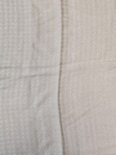 Christian DIOR
Silk square, houndstooth print...