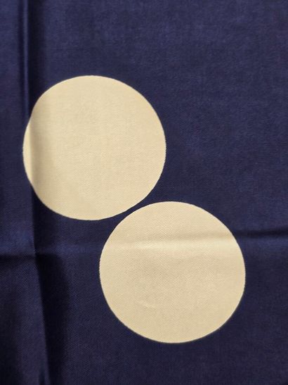 Pierre BALMAIN
Silk twill square decorated...