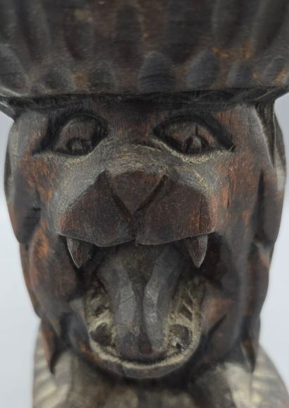 [ART AFRICAIN]
Lot de trois sujet en bois...