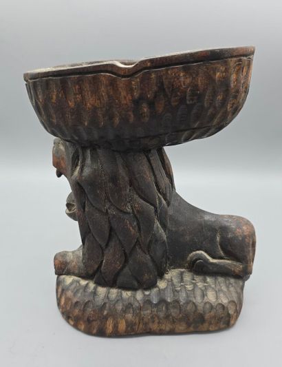 [ART AFRICAIN]
Lot de trois sujet en bois...