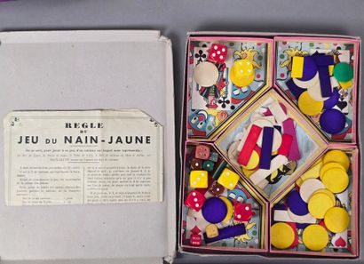 Réunion de trois boites de jeux :
- MECANO,...