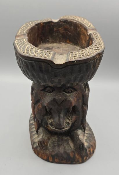 [ART AFRICAIN]
Lot de trois sujet en bois...