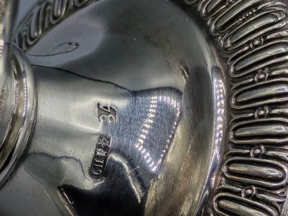Coupe russe en argent au riche et soigné...
