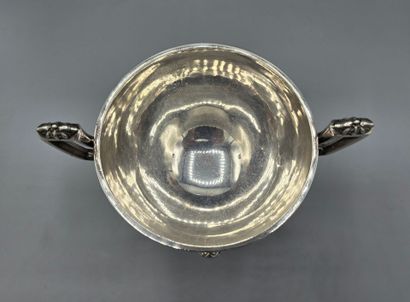 Coupe russe en argent au riche et soigné...