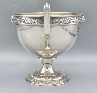 Coupe russe en argent au riche et soigné...