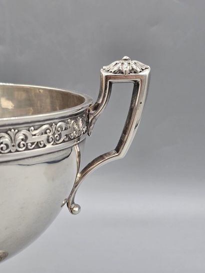 Coupe russe en argent au riche et soigné...