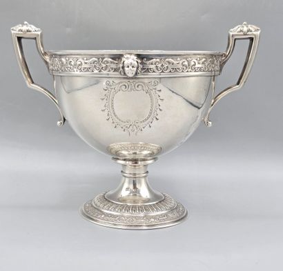 Coupe russe en argent au riche et soigné...