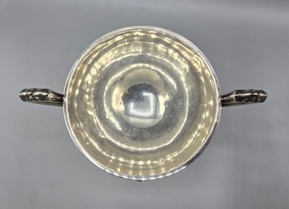 Coupe russe en argent au riche et soigné...
