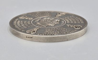 Médaille en argent figurant Hippocrate de...