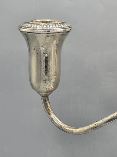 ETATS-UNIS.
Bougeoir/ flambeau 