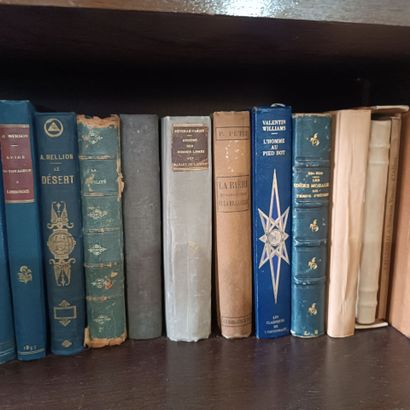 In the library / in the boudoir
Large lot...