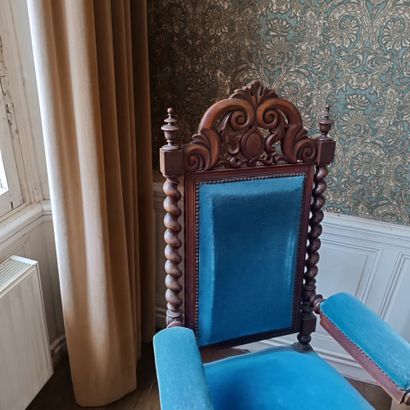 In Monsieur's bedroom
Armchair in natural...