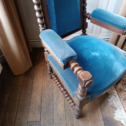 In Monsieur's bedroom
Armchair in natural...
