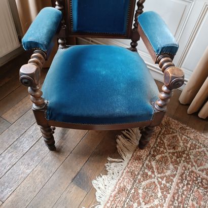 In Monsieur's bedroom
Armchair in natural...