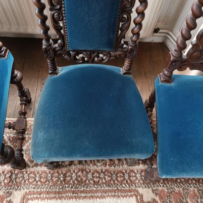 In Monsieur's bedroom
Reunion of three chairs...