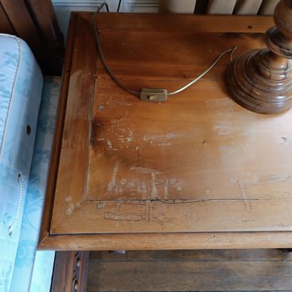 In Monsieur's bedroom
Walnut in-between table.
Wooden...