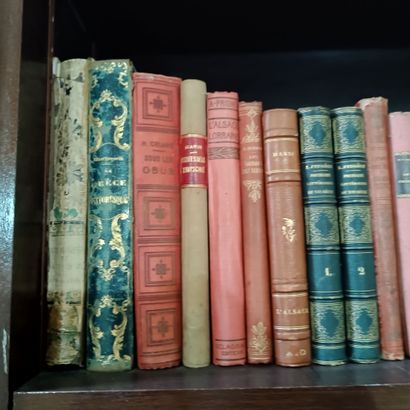 In the library / in the boudoir
Large lot...