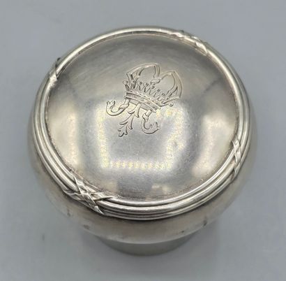 Ernest Petit.

Grand flacon à parfum en cristal...