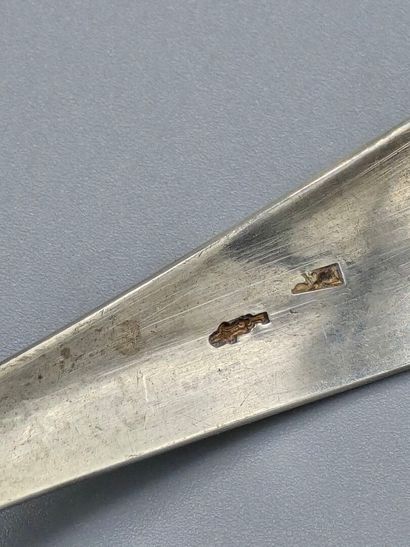 Paire de moutardiers en argent (?)ou métal...