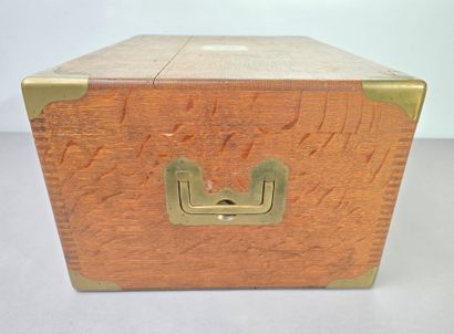 AUCOC: 
Two large menagère boxes forming...