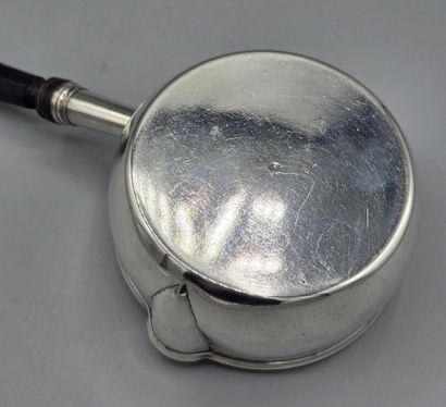Vaneste & Delettrez 
Casserole en argent...