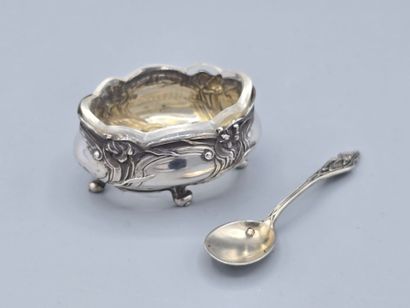 RAVINET DENFER
Saleron en argent de style...
