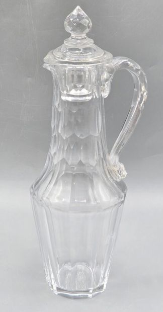 White crystal decanter with stopper.
H. 22.5...