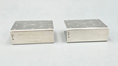 CHRISTOFLE 
Paire d'étuis pour boîtes d'allumettes...