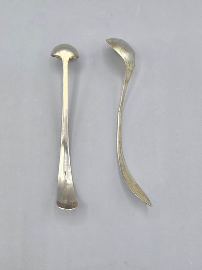 Paire de moutardiers en argent (?)ou métal...