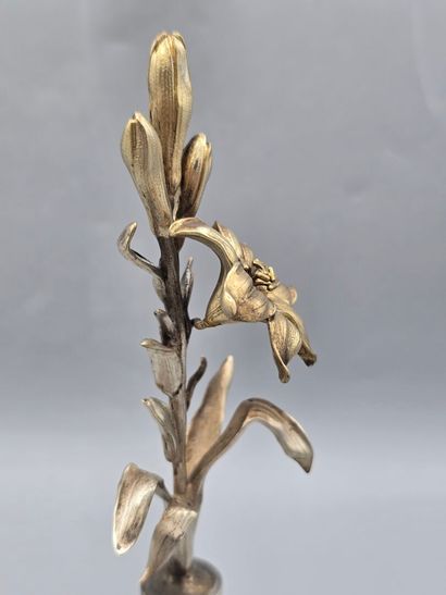 FROMENT-MEURICE 
Vase en forme d'amphore...