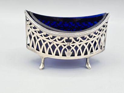 PARIS 1798-1809
Salière en argent d'époque...