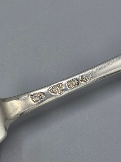 LAVAL 1750-1752

Couvert de table complet...