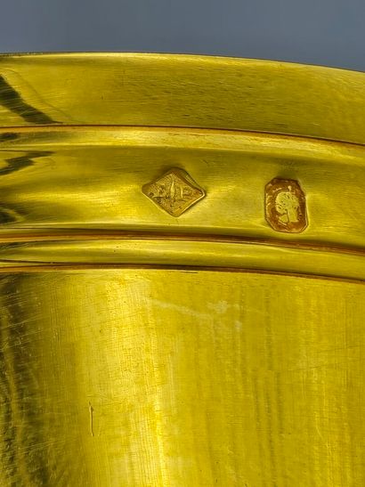 PUIFORCAT.
Importante et lourde timbale en...