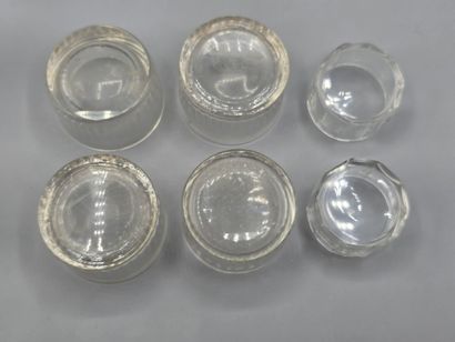 White crystal lot: 2 decanters and various...