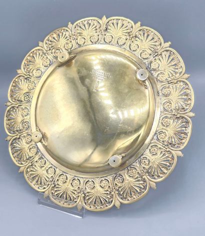 TIFFANY & CO (1900) 
Plat/présentoir en vermeil...