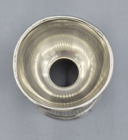 TALLOIS & MAYENCE
Coquetier en argent de...