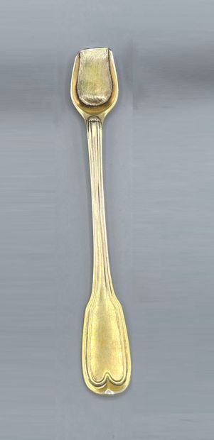 PARIS 1777. 
Pelle à sel en vermeil, modèle...