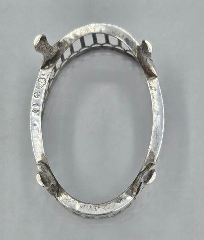 PARIS 1789 
Salière en argent de forme ovale,...