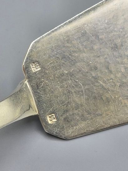 SAGLIER (frères & Cie)
Importante ménagère...